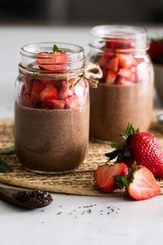 5 Easy and Healthy Desserts Made From Date Syrup