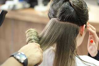 5 Homemade Remedies For Controlling Hair Dandruff