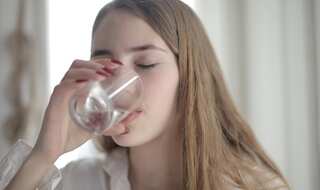 6 Easy Ways to Drink More Water