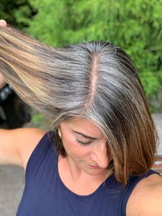 6 Factors that Contribute to Premature Greying Of Hair
