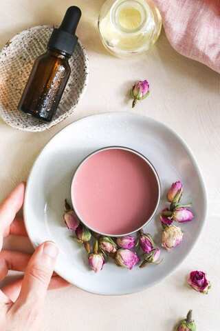5-Step Easy DIY All-Natural Body Wash To Make At Home