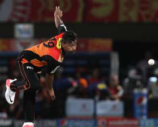 Bowlers With Most Maiden Overs In IPL

