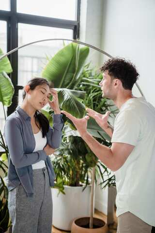5 Signs Your Partner Is Emotionally Immature