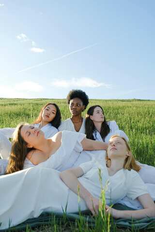 6 Essential Vitamin Supplements for Women in Their 30s