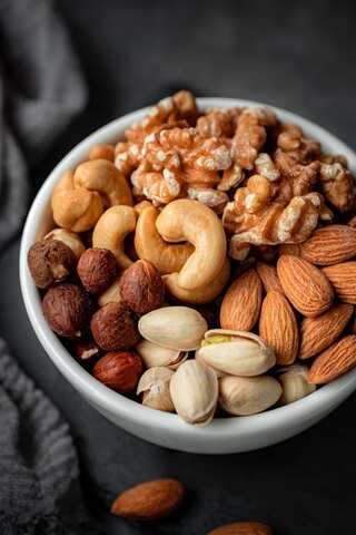  6 Benefits of Consuming Ghee-Roasted Dried Fruits
