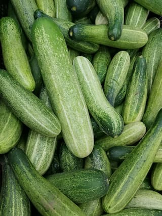 6 Foods To Manage Anxiety Naturally