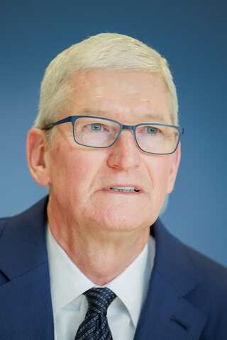 5 Motivational Quotes by Tim Cook