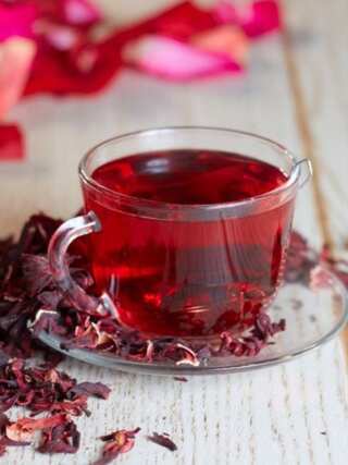 Harnessing the Health Benefits of Hibiscus Tea
