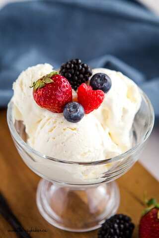 5 Easy Homemade Ice Cream Recipes