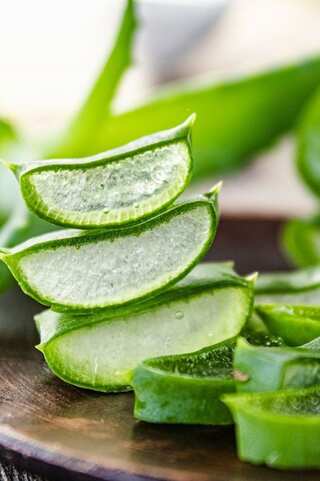 5 Benefits Of Applying Aloe Vera On Skin In Summers