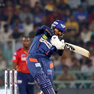 IPL: Most Scores Of 40s Batting At 5-7
