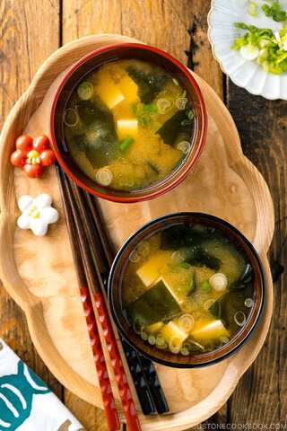 5 Lesser-known Drinks That Keep Gut Healthy And Cleansed