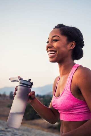 6 Simple Ways to Increase Water Intake in Summer 