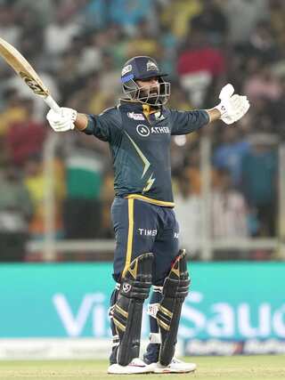 Most Runs By A Player In IPL Without A Duck