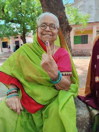 Lok Sabha Elections Phase 4 Voting: Snapshots of Democracy