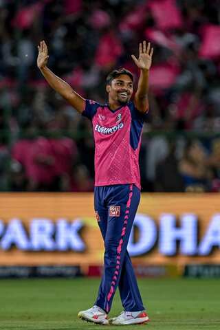 IPL: Bowlers With Most Wickets In 1st Over