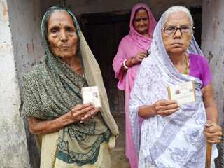 Democracy's Grandmas and Grand Dads Cast Their Vote