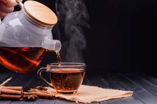 International Tea Day: 5 Teas That Can Improve Your Mood
