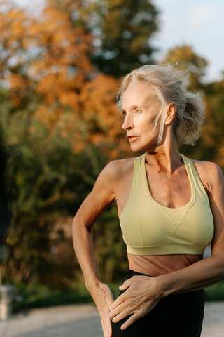 5 Exercises for Seniors to Help Lose Belly Fat