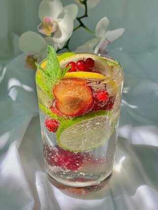 5 Home-Made Lemon Drinks For Summer