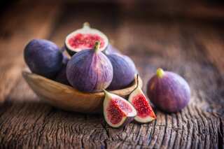 5 Surprising Health Benefits of Soaked Anjeer