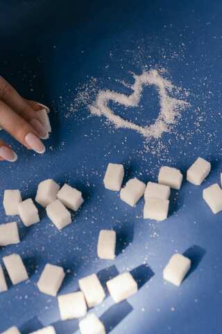 How Many Grams Sugar Is Enough for a Day?
