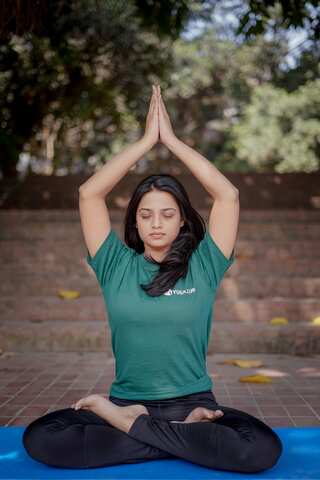 6 Must-Have Yoga Gear for Every Yogi