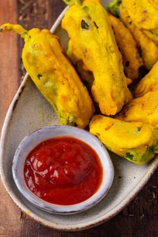 5 Spicy Green Chilly Recipes to Try in Monsoon