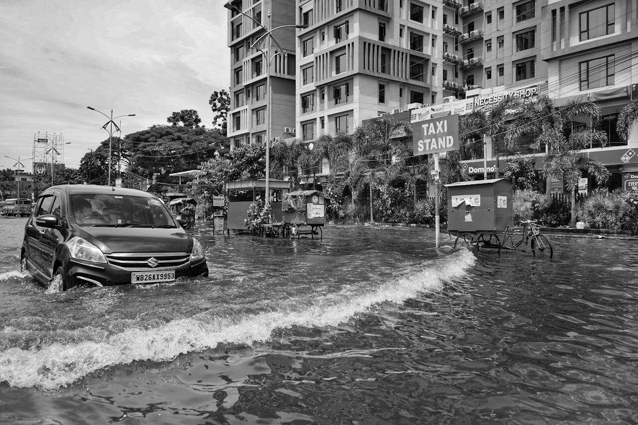 5 Tips for Driving Safely through Flooded Streets