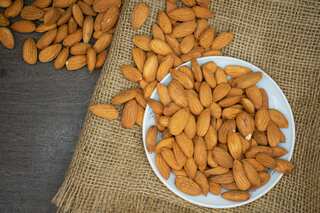 What is the Best Time to Eat Dry Fruits?