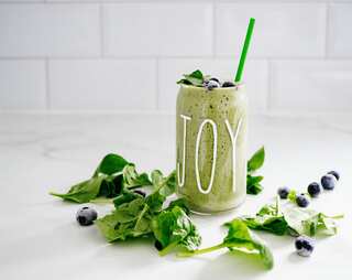 Easy Green Detox Smoothie Recipe