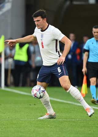 Last 5 England Players Shown The Red Card