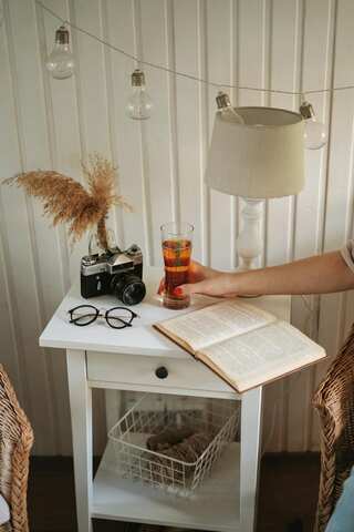 Aesthetic Bedside Table Décor Ideas