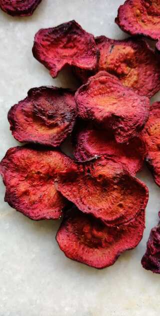 Healthy Snack: Easy Beetroot Chips Recipe