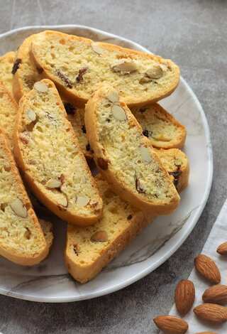  5 Tips to Make Classic Almond Biscotti