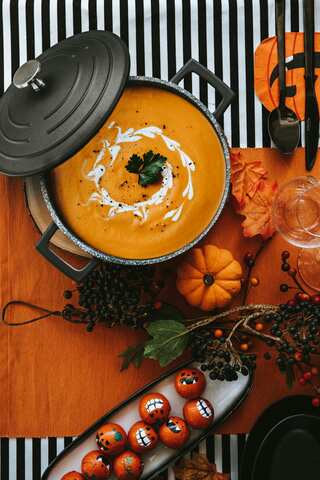 Easy 4-step Pumpkin Soup Recipe For Beginners