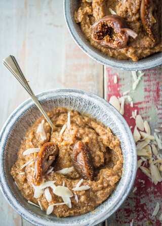 5 Simple Steps to Make Delicious Anjeer Halwa