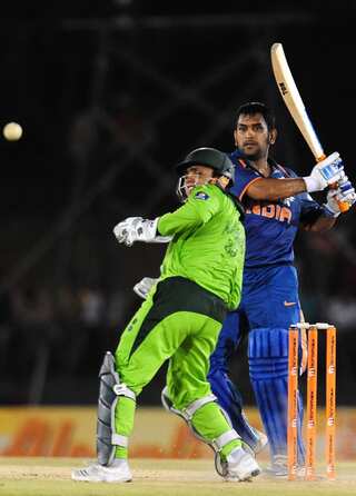 MS Dhoni's Best ODI Years By Batting Average