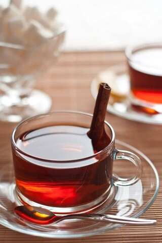 How to Make Cinnamon Water for Better Digestion