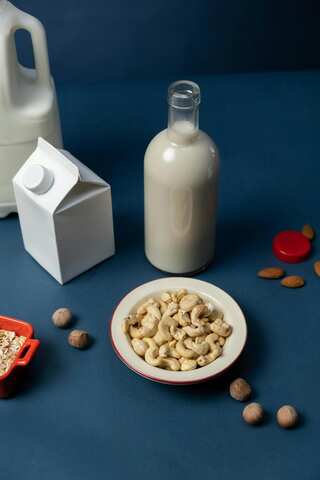 5 Easy Steps To Make Cashew Milk At Home
