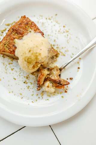 5 Delicious Walnut Desserts You Must Try Once