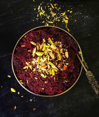 5 Easy Steps to Make Delicious Beetroot Halwa
