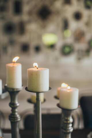 Make Scented Candles at Home: Easy 4 Steps