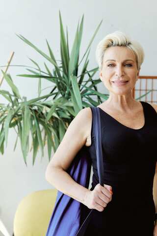 7 Foods to Reverse Ageing, Reduce Wrinkles and More