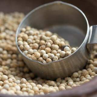 5 Ways to Incorporate White Pepper into Your Meals
