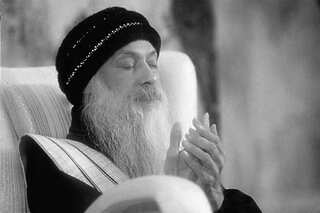 5 Quotes by Osho on Living Life Fearlessly
