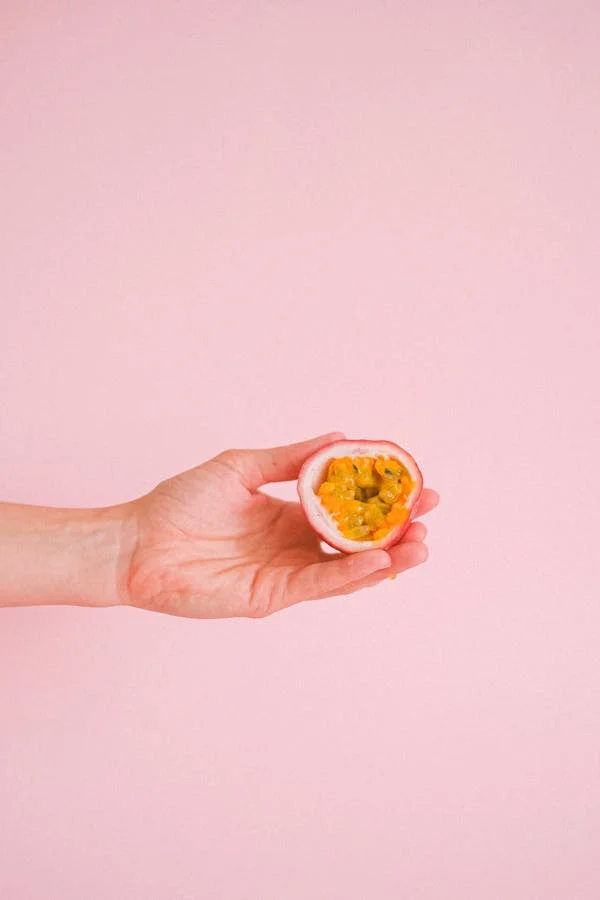 5 Health Benefits of Passion Fruit