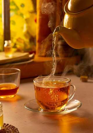 5 Reasons Why You Should Drink Moringa Tea Every Day
