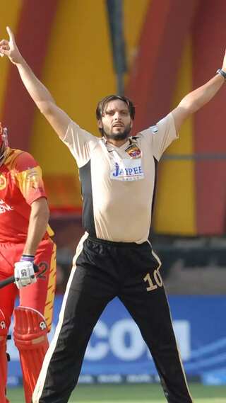 6 Pakistani Players Who Played In IPL 2008 And Their Salaries